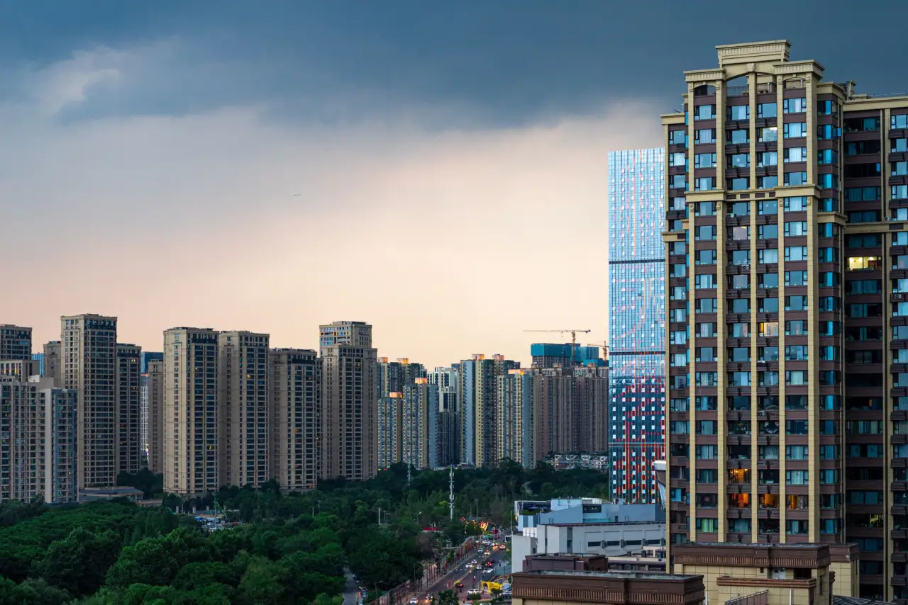 暖气片与通风管道在建筑采暖通风工程中的协同应用方案