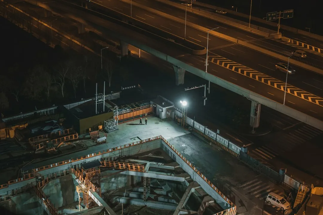 建筑暖通工程中暖气片与通风管道选型搭配技术要点解析